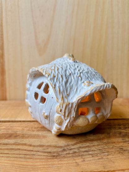 House 1 - white and gold tealight holder
