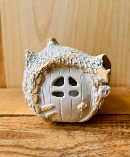 Maison Hobbit - photophore blanc et or 1
