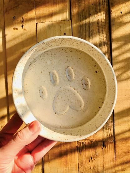 Pet bowl with paw pattern