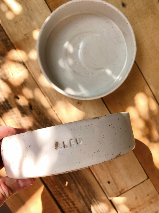 Pet bowl with white moon pattern