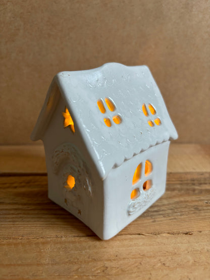 House 1 - white and gold tealight holder