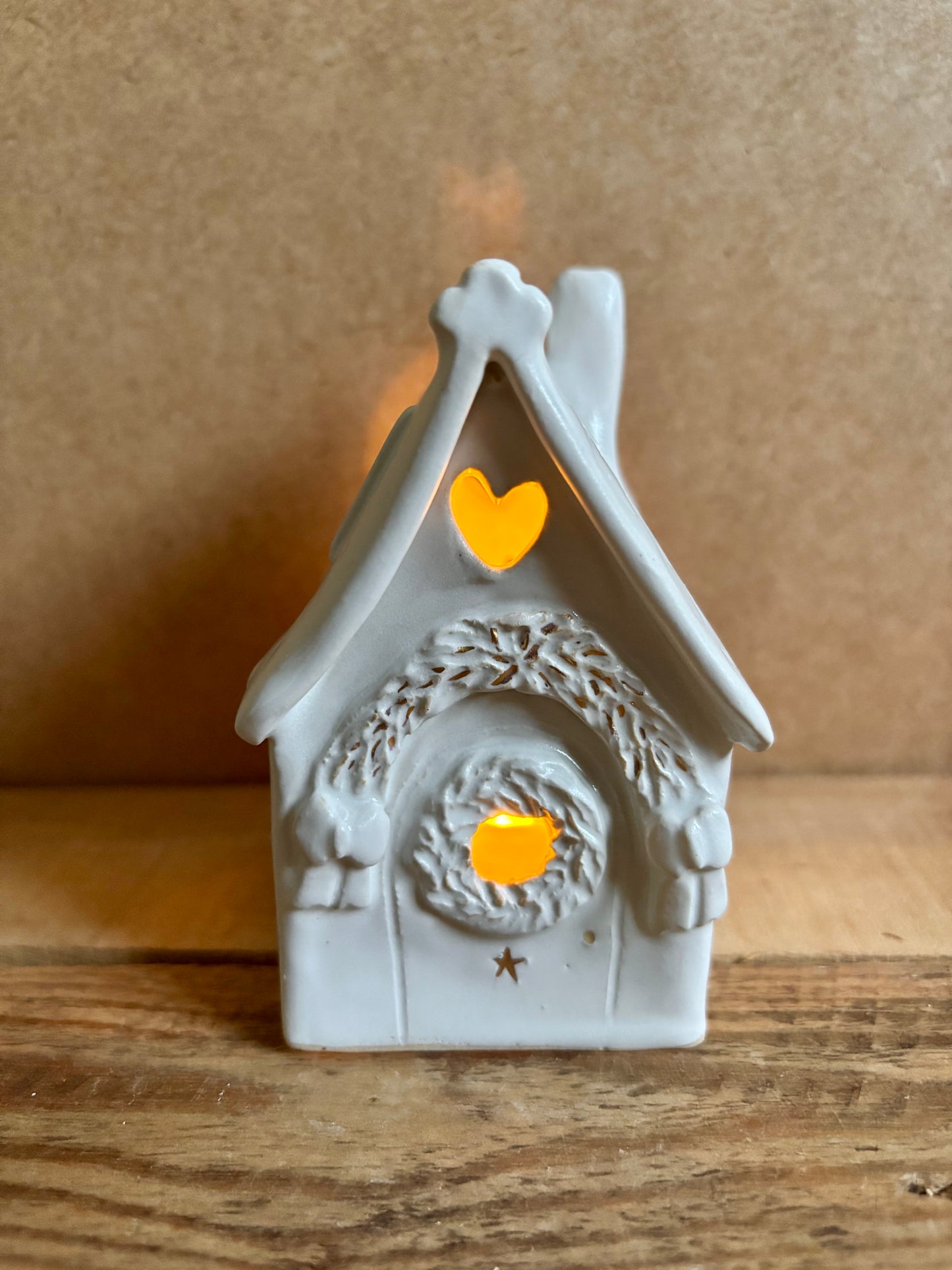 House 1 - white and gold tealight holder