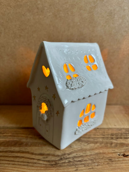 House 1 - white and gold tealight holder