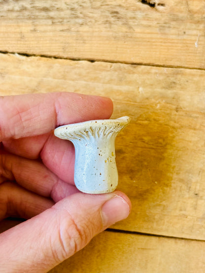 PATRICK - white tealight holder