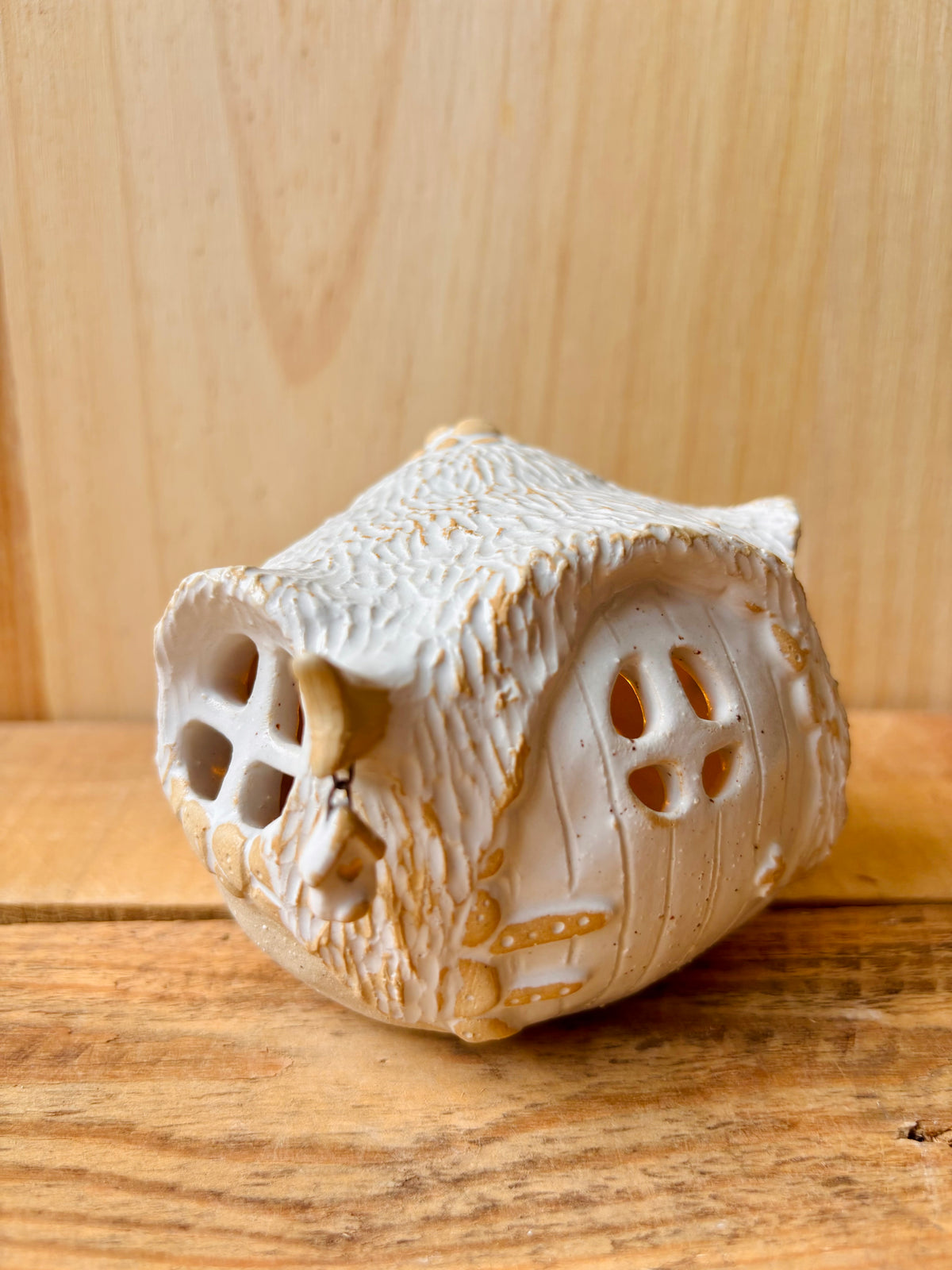 Maison Hobbit - photophore blanc et or 33