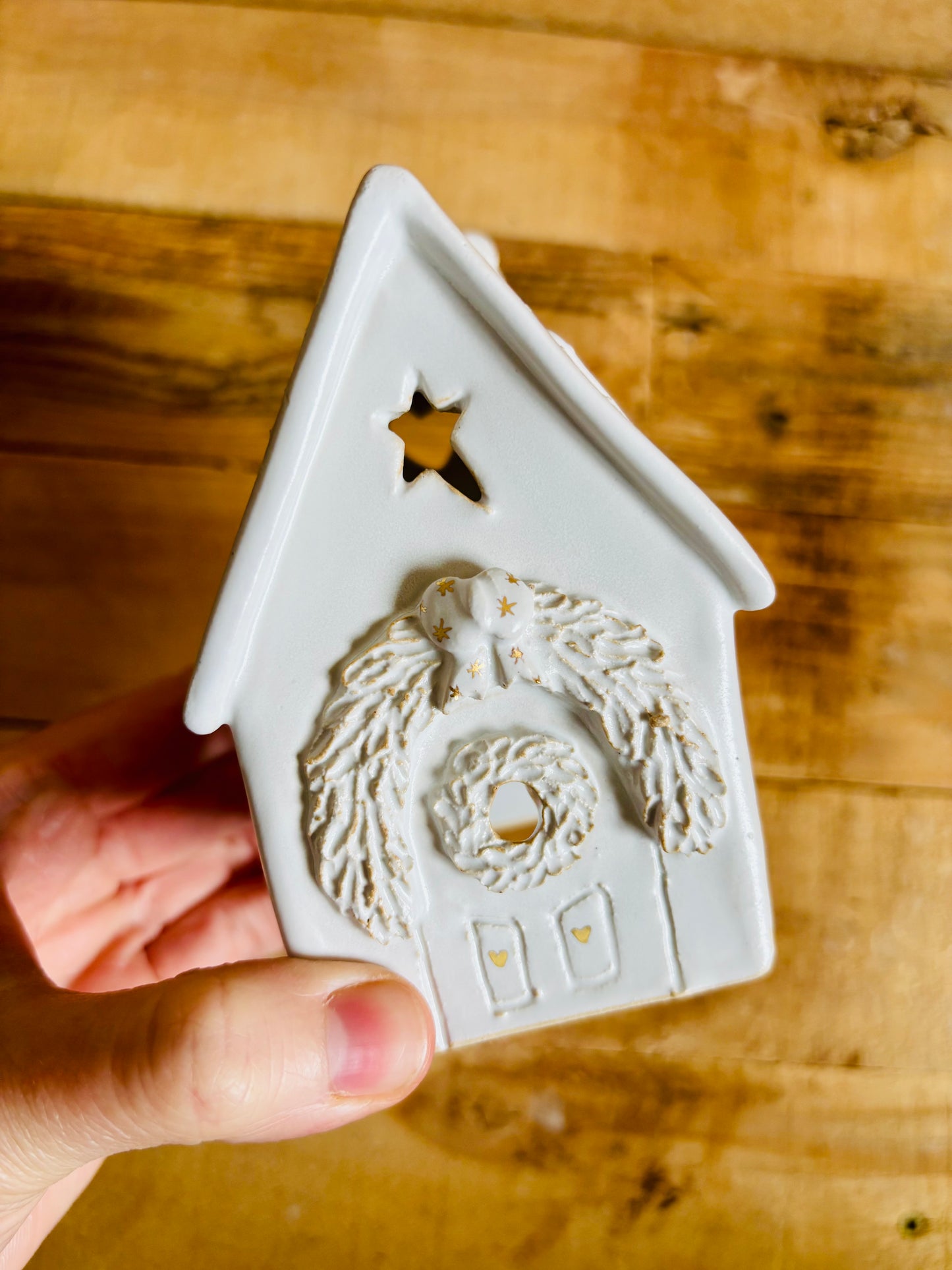 House 1 - white and gold tealight holder