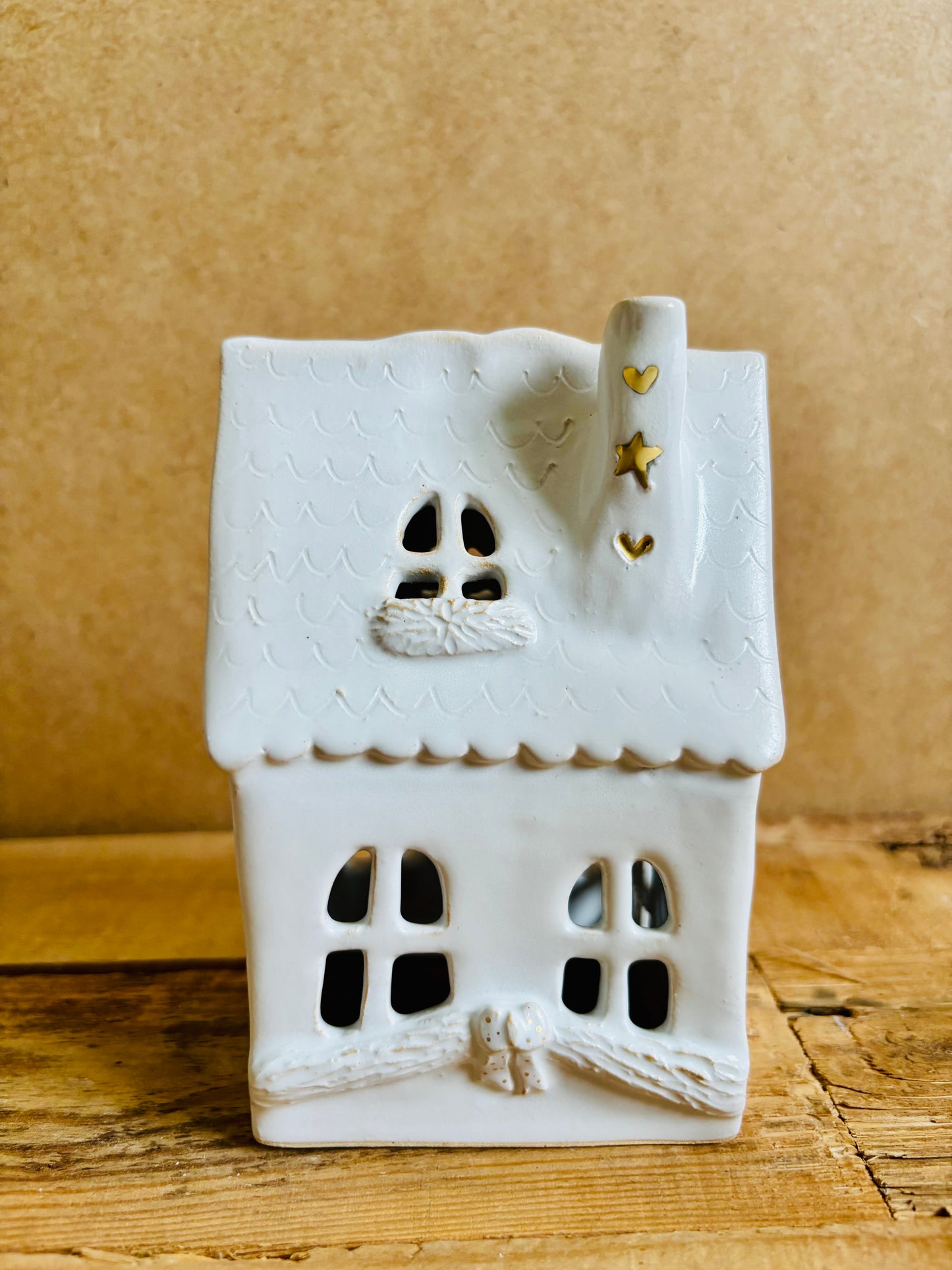 House 1 - white and gold tealight holder