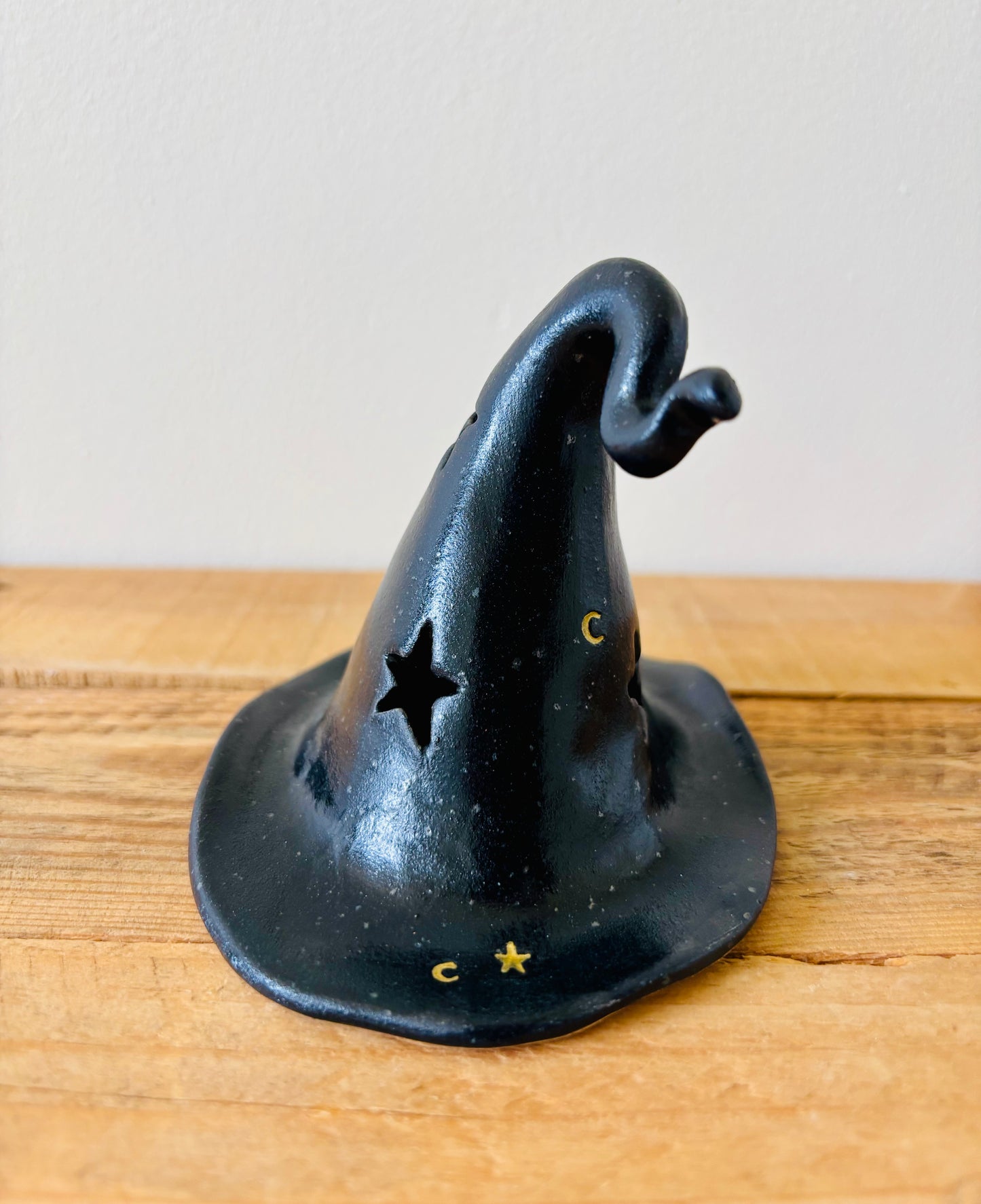 Chapeau de Sorcière  - photophore noir et doré imparfait