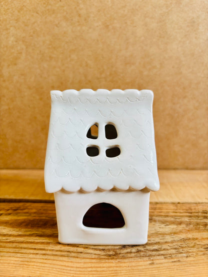 House 1 - white and gold tealight holder