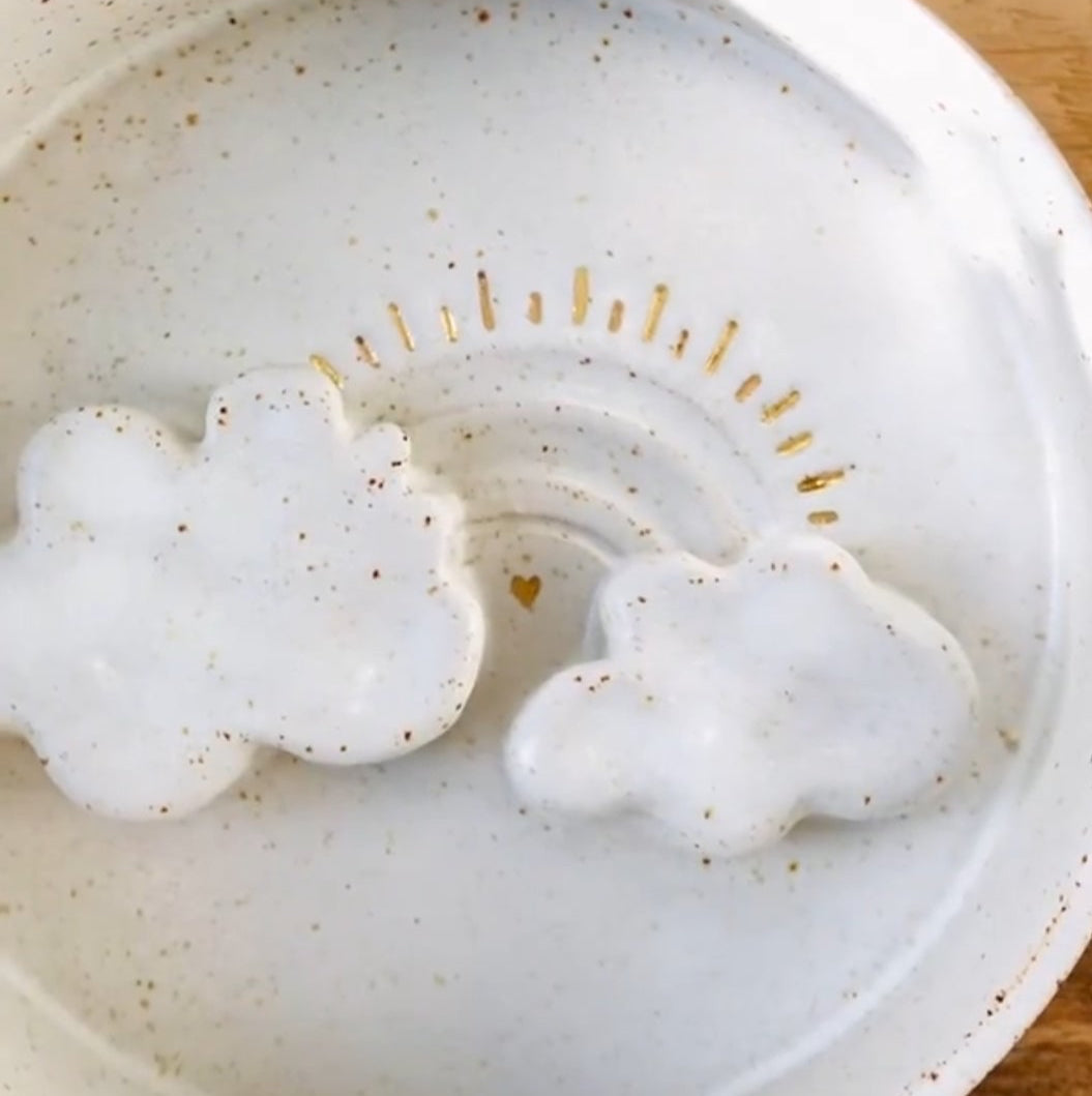Anti-glutton bowl with cloud and sun pattern - white and gold - in stock